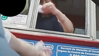 Kıçında sivilce olan bir adam, yüzünde bir başak ile sandalyeye karşı bir ineğe çarptı, boğazını türkçe hd porn tuttu